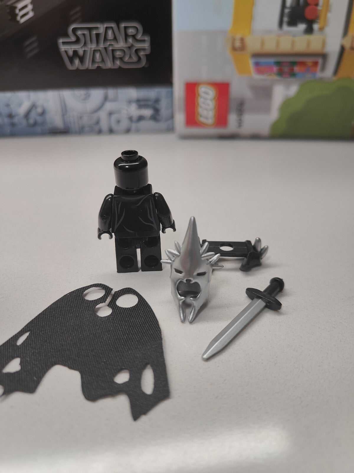 NEW Lord Of The Rings Witch King of Angmar Custom Lego Minifigure w/ Accessories