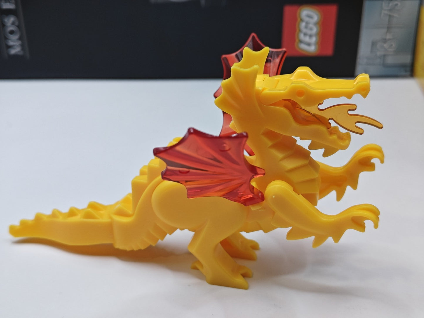NEW Classic Medieval Castle Yellow Dragon Custom Lego Minifigure Fire Breathing
