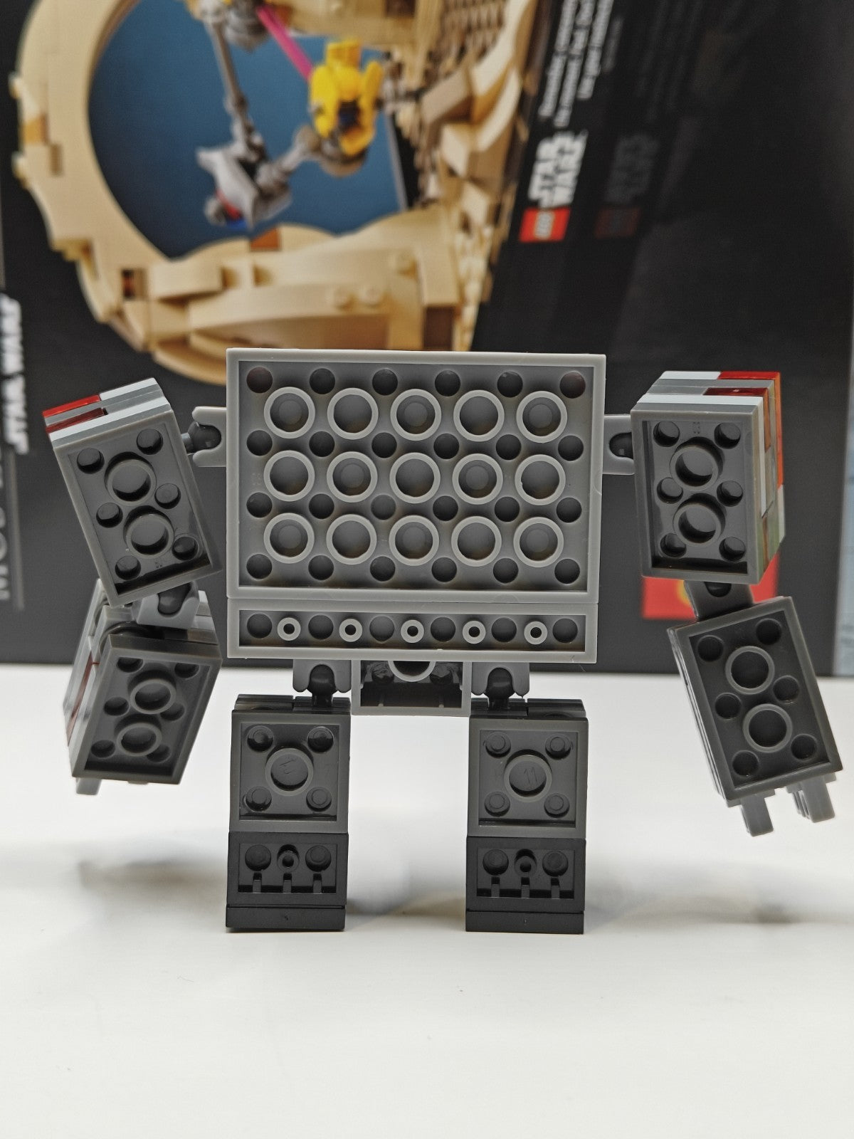NEW LEGO Minecraft Redstone Golem Figure Build 21163