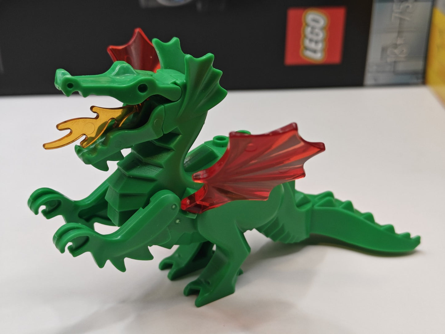 NEW Classic Medieval Castle Green Dragon Custom Lego Minifigure Fire Breathing