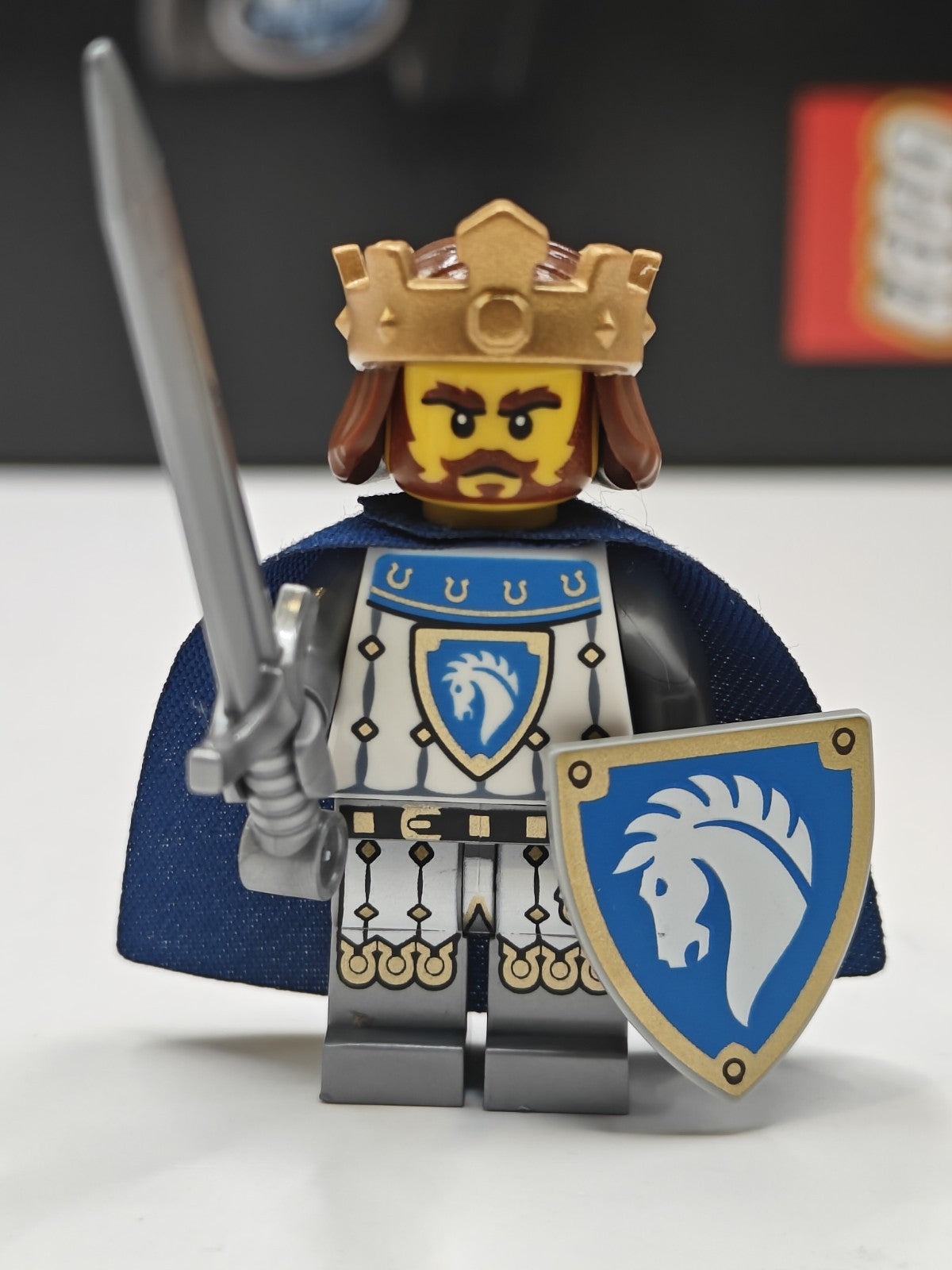 NEW LEGO Creator Castle Horse Knight King Minifigure From 31168