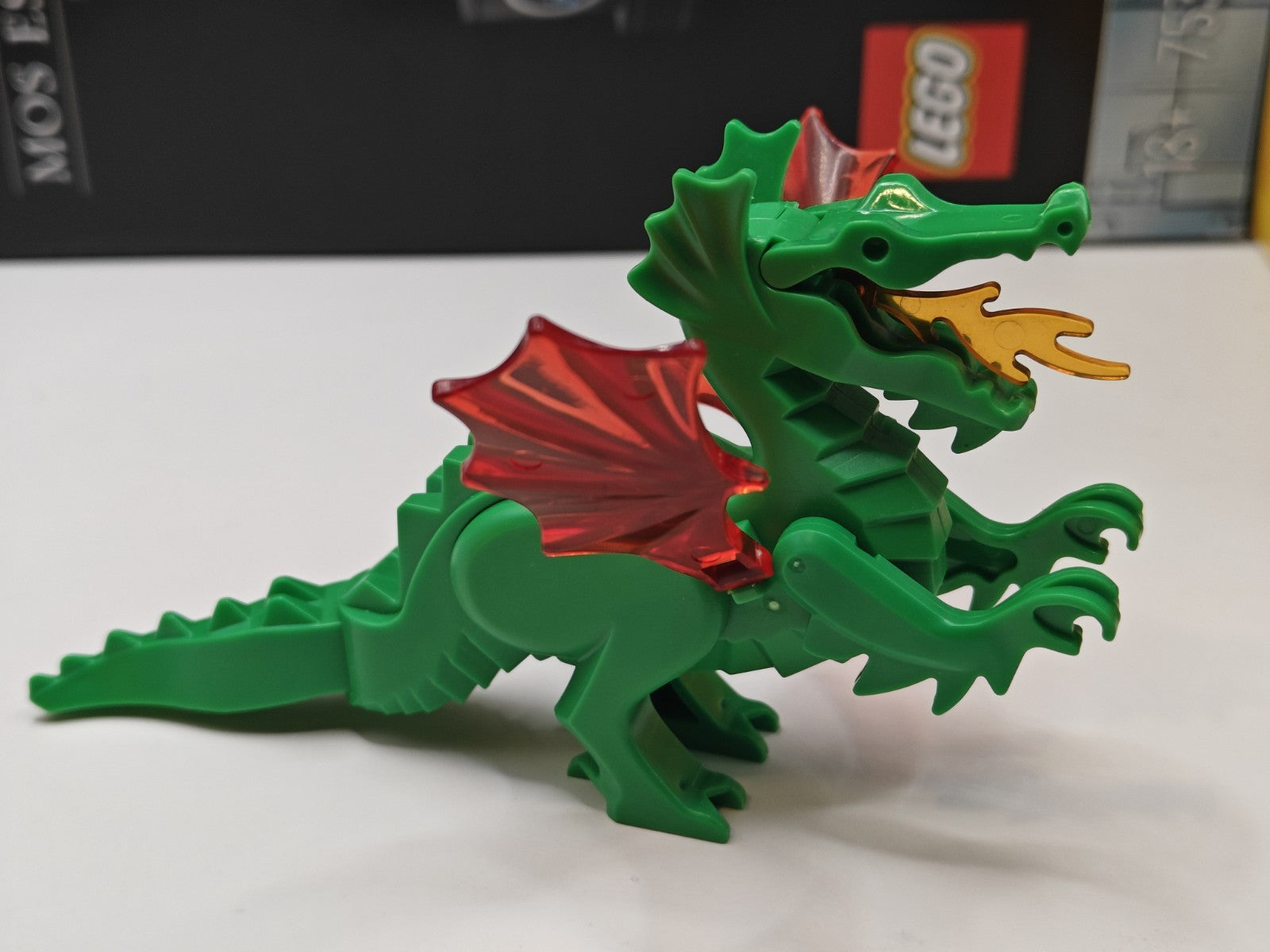 NEW Classic Medieval Castle Green Dragon Custom Lego Minifigure Fire Breathing