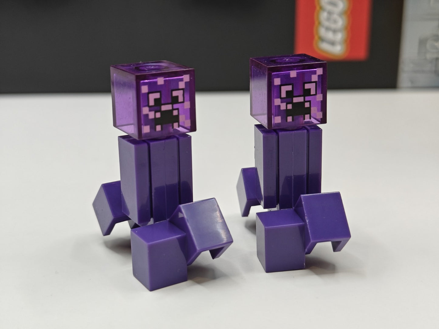 NEW LEGO Minecraft 2x Enchanted Creeper Minifigure 21176