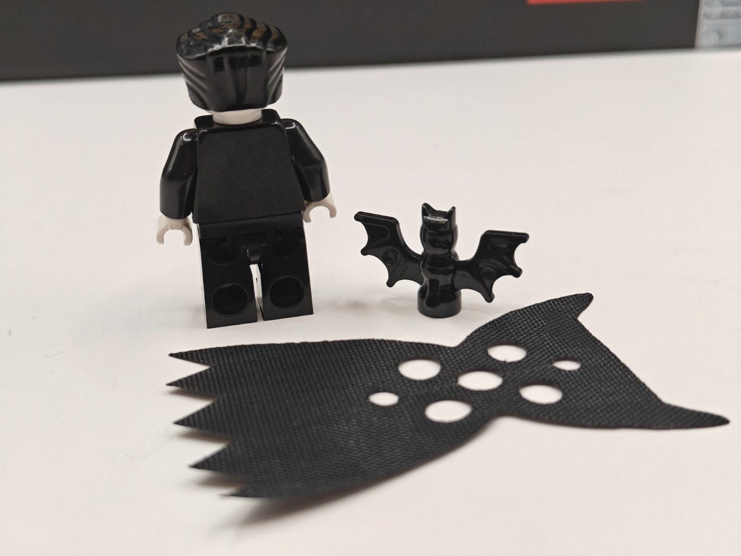 NEW Vampire w Cape Custom Lego Minifigure Collectible Minifigure Series 8684
