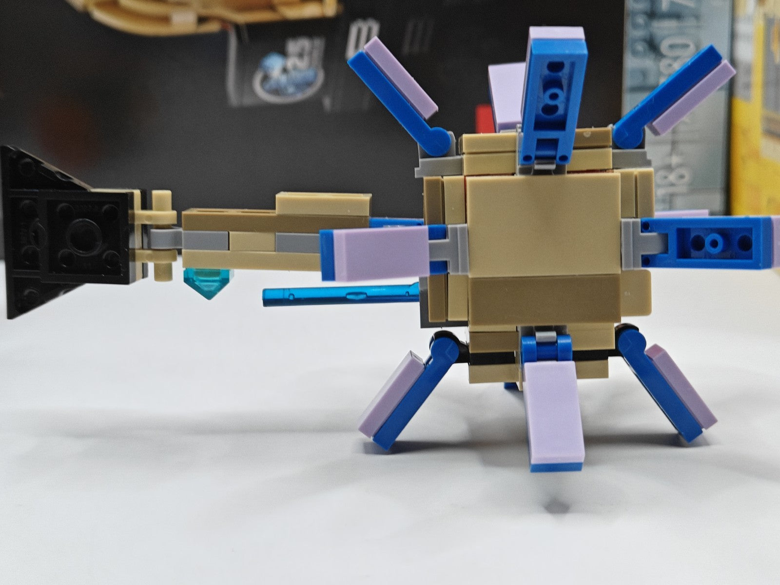 NEW LEGO Minecraft: Elder Guardian & Guardian Figures 21180 The Guardian Battle