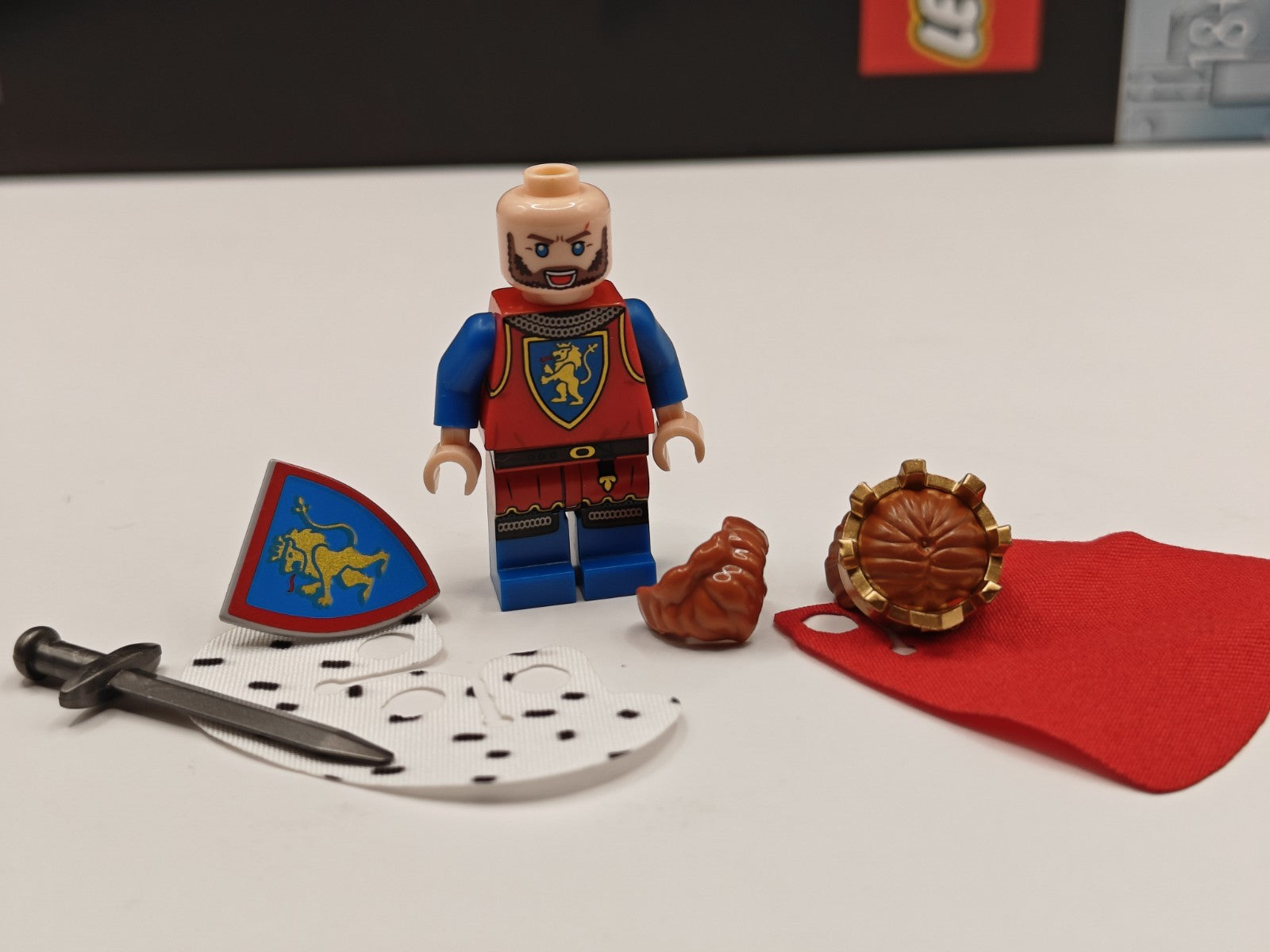 NEW Kingdoms Lion Knight Royal King Custom Lego Minifigure Medieval Castle