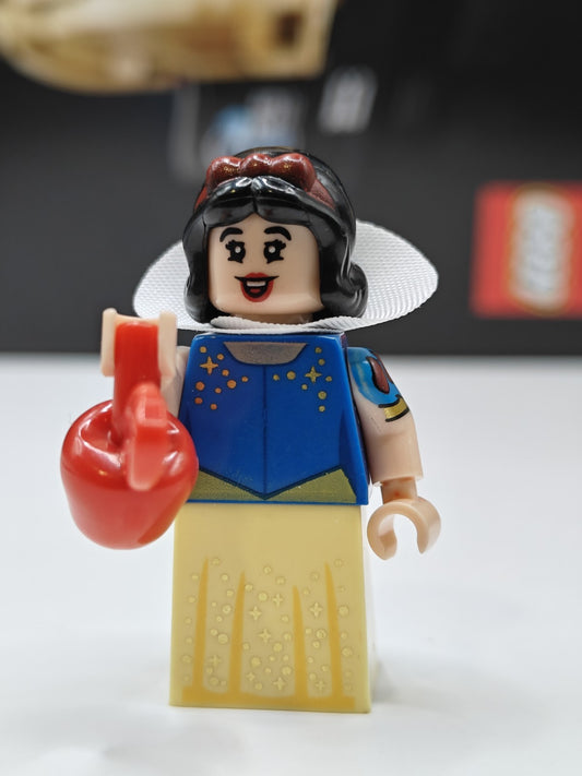 NEW Disney Snow White Custom Lego Minifigure 43222 Disney Castle