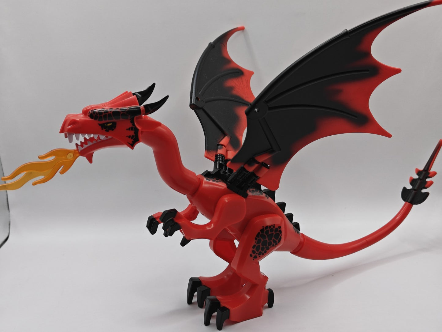 NEW Castle Fantasy Era - Red Dragon Custom Lego Minifigure 70403 Dragon Mountain