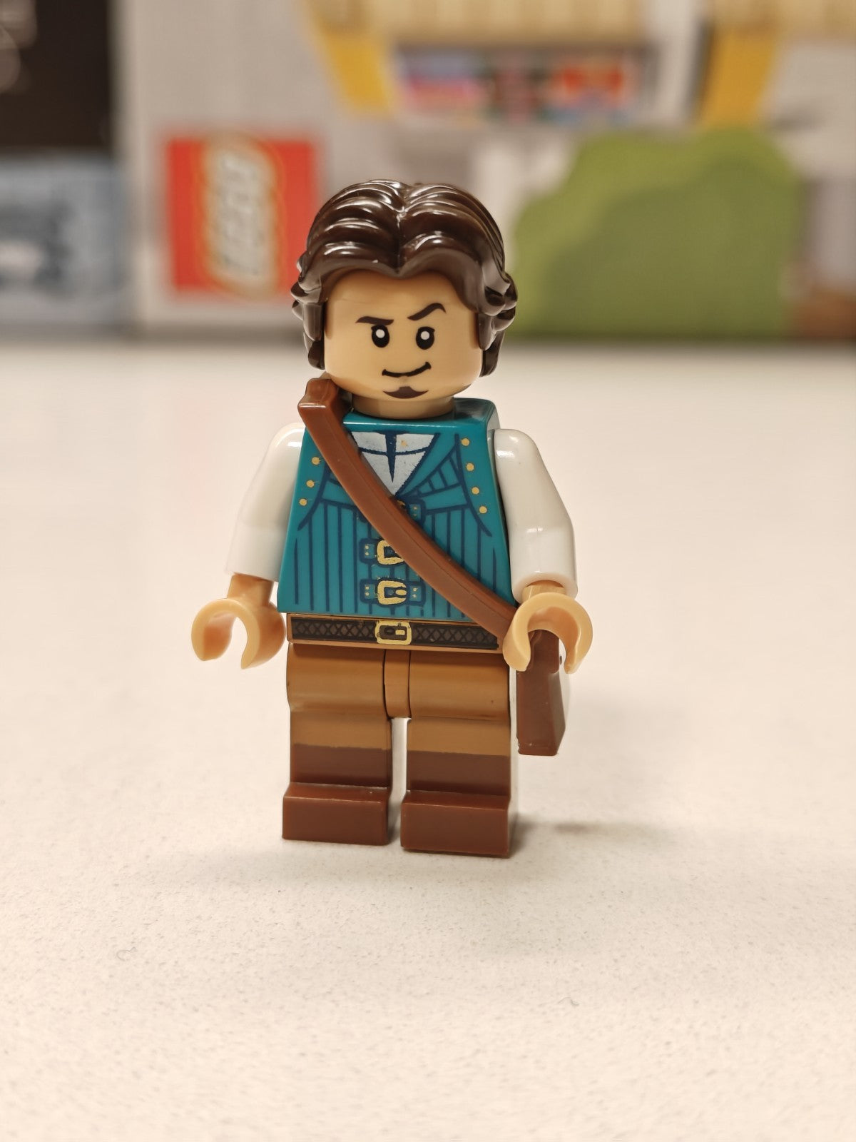 NEW Disney Flynn Rider Custom Lego Minifigure Tangled Prince Disney 43222