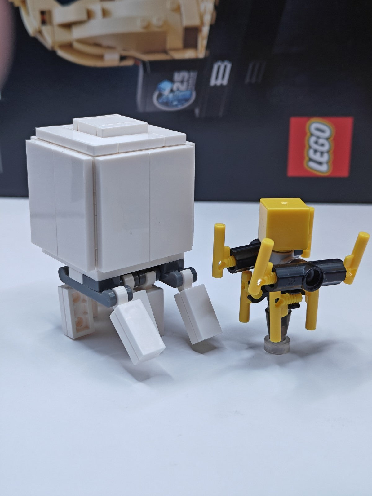 NEW LEGO Minecraft: Ghast & Blaze Minifigures 21122 The Nether Fortress